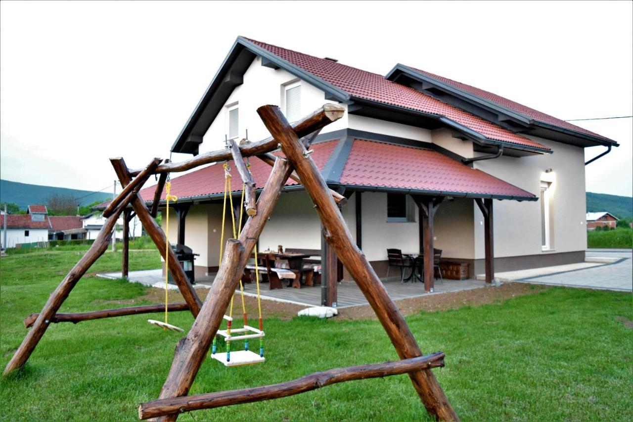 Guest House Tonka Otočac Exteriér fotografie